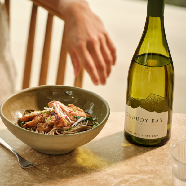 Cloudy Bay Sauvignon Blanc - Image 4